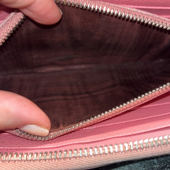 Prada Milano Made in Italy Pink Long Wallet - Picture 4 of 7